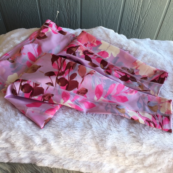 BSP Pink Floral Pattern Leggings with Media Pocket NWT - Picture 2 of 9
